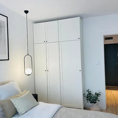 & Apartment *