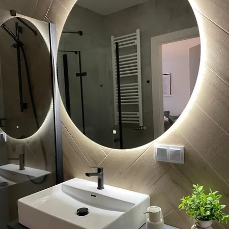 & Apartment